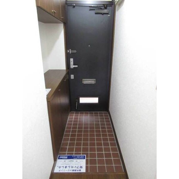 Kハイム7番館 玄関