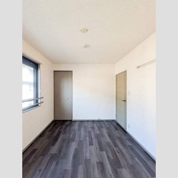 プリムヴェール　弐番館205号室 洋室