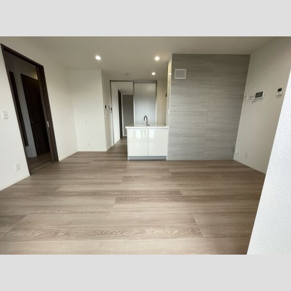 ノーブルパレス上木崎301号室 LDK