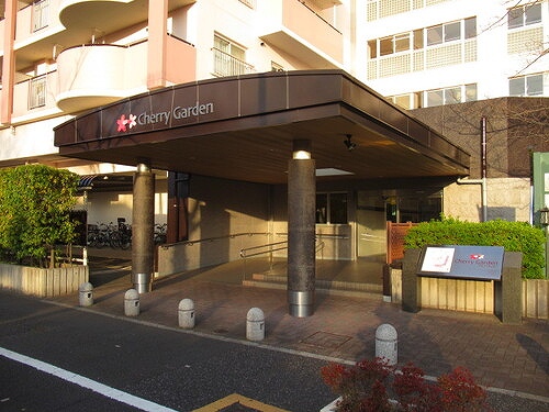 チェリーガーデン２号棟 エントランス