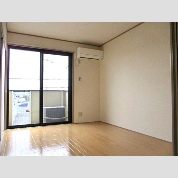 サンビレッジ202号室 洋室