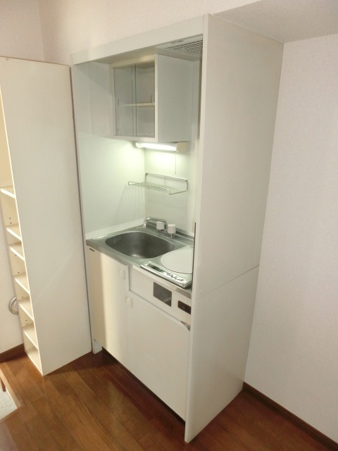 グリーンハイムB1階 IHキッチン