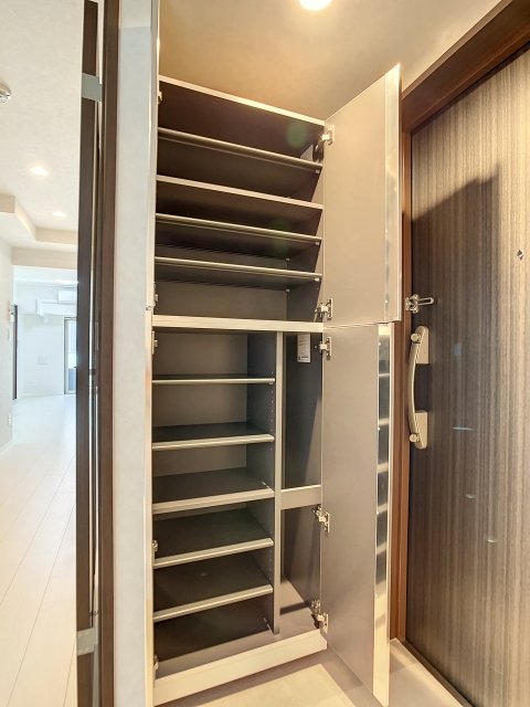 パークサイド東陽4階 靴入