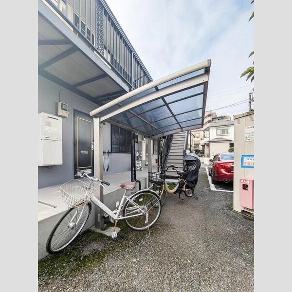 ファンシール103号室 駐輪場