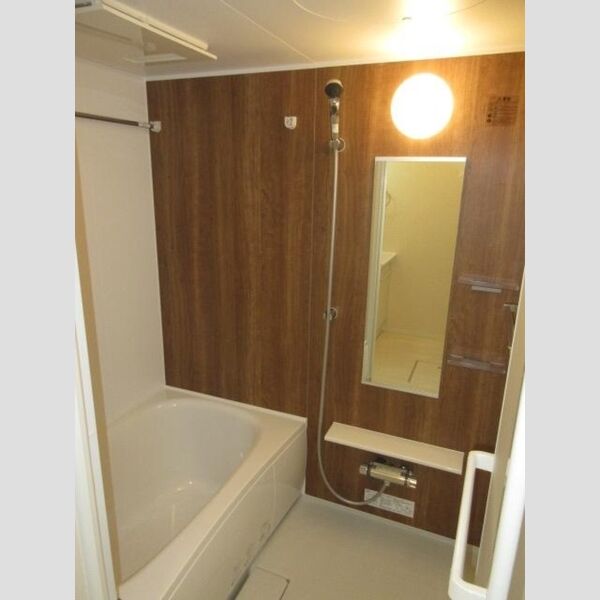 アンジュール高島平Ⅰ303号室 浴室