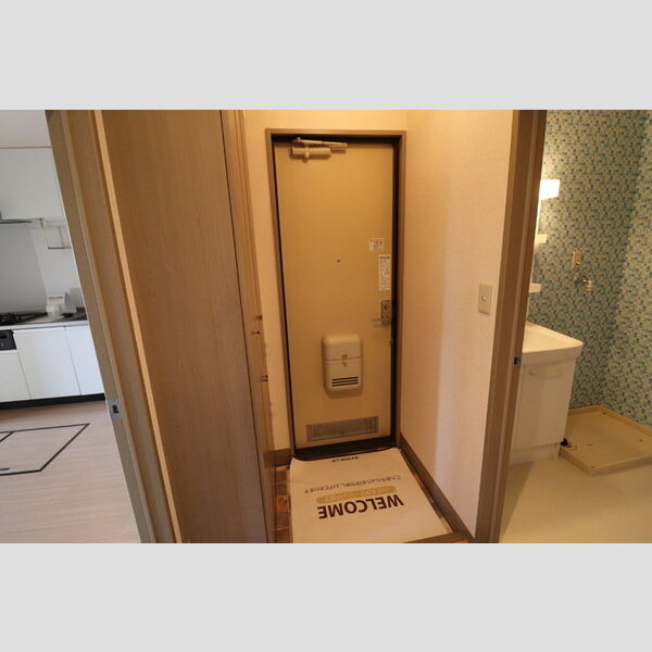 トマトノワ105号室 玄関