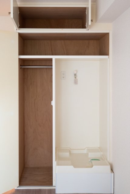 コナ・トルテック クローゼット