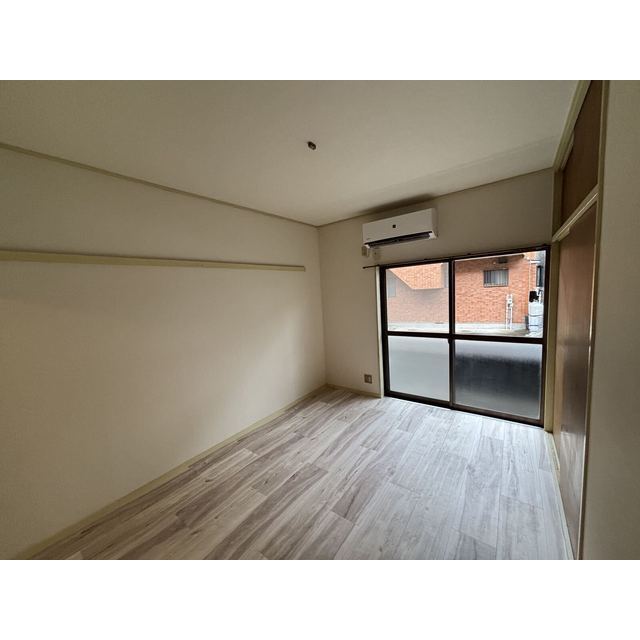 柏倉コーポ リビング