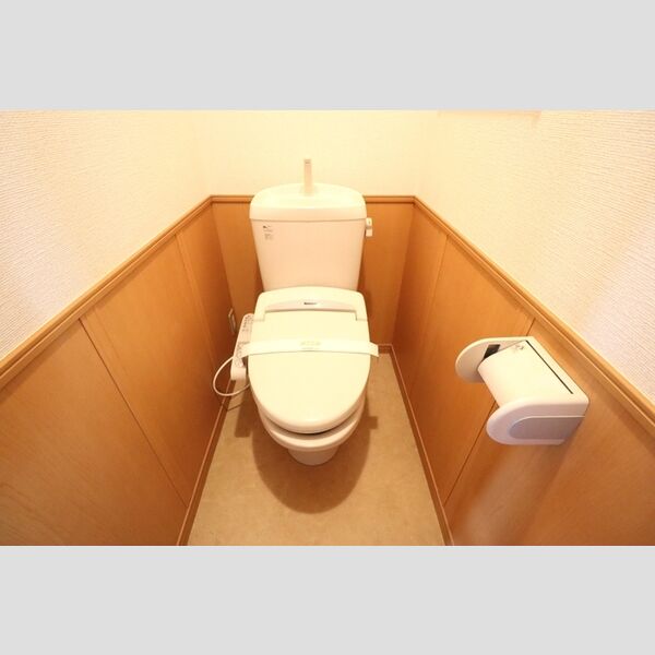 SAKURA Garden　B 温水洗浄暖房便座