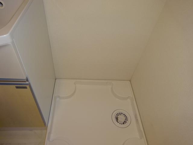 エミネンスおおたかの森103号室 洗濯機置場