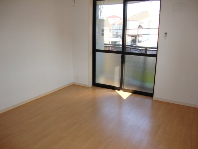 パールハイム鎌倉 洋室