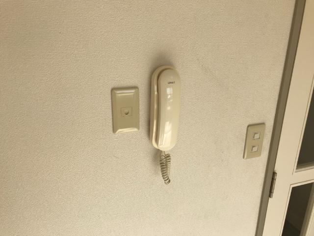 グレースカーサⅢ302号室 インターホン