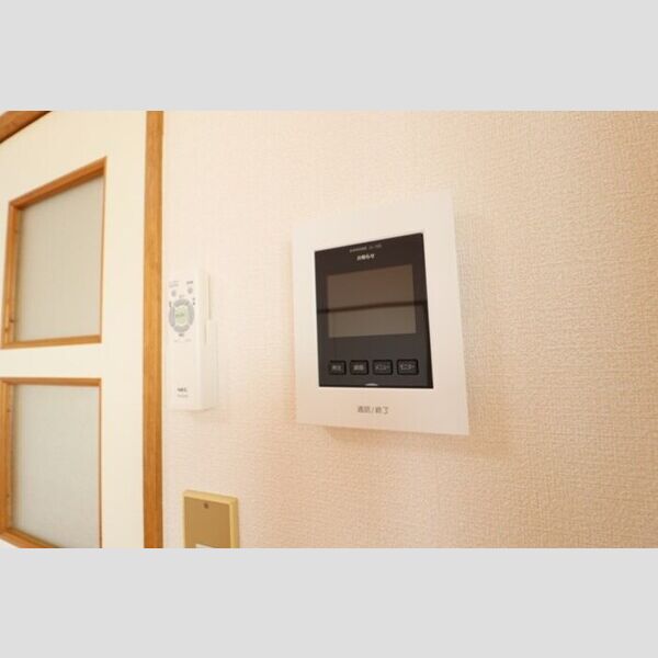 レジデンス八木 モニター付きインターホン