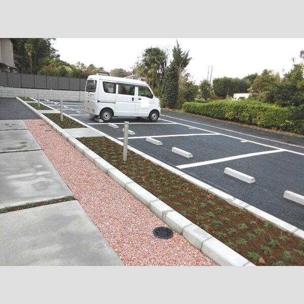 アリエッタ 駐車場