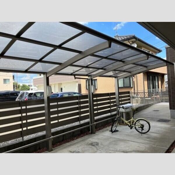 ヴィラフェリーチェ305号室 駐輪場