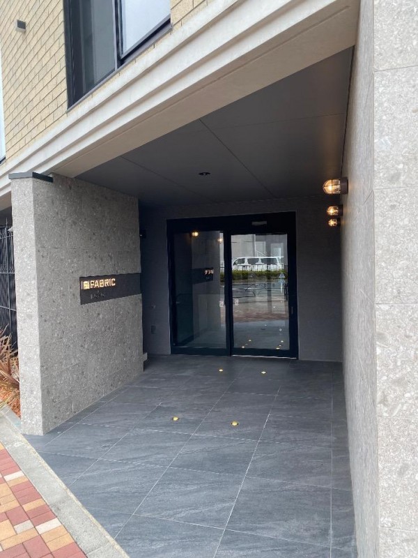 FABRIC中井 エントランス
