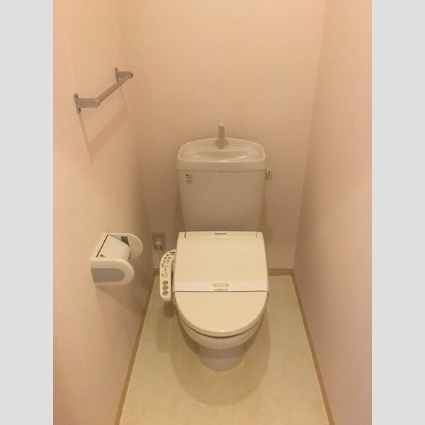 コアロード　Ⅴ101号室 温水洗浄暖房便座