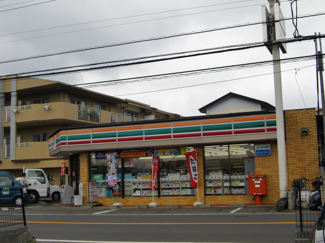 カーム・ルーラル セブンイレブンまで60ｍ