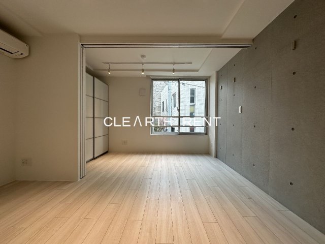 ＧＲＡＮ ＰＡＳＥＯ 池尻大橋2階 ベッドルームを含めると13.6帖/角部屋で開放的