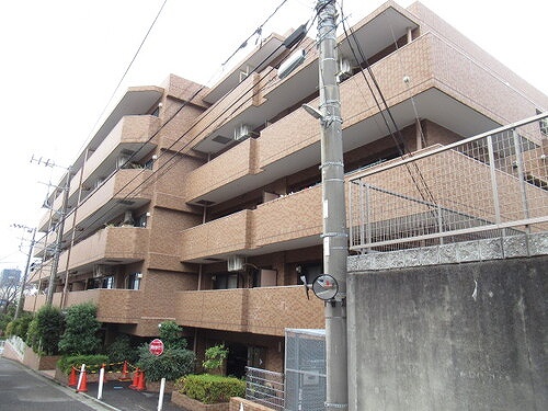 ライオンズマンション藤沢湘南台壱番館 マンション外観写真（別角度）