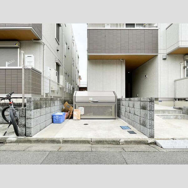 エスペランサ311 ごみ置き場