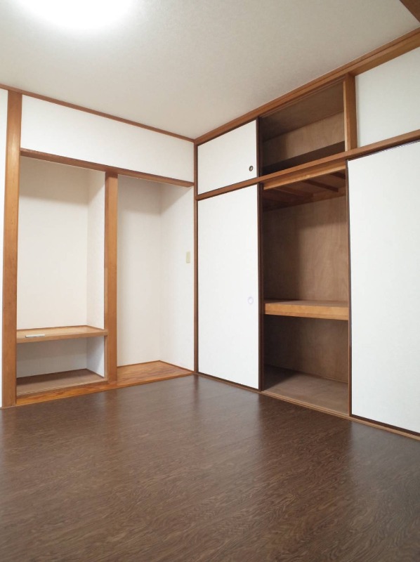 ドゥエル　イースト 大容量の収納