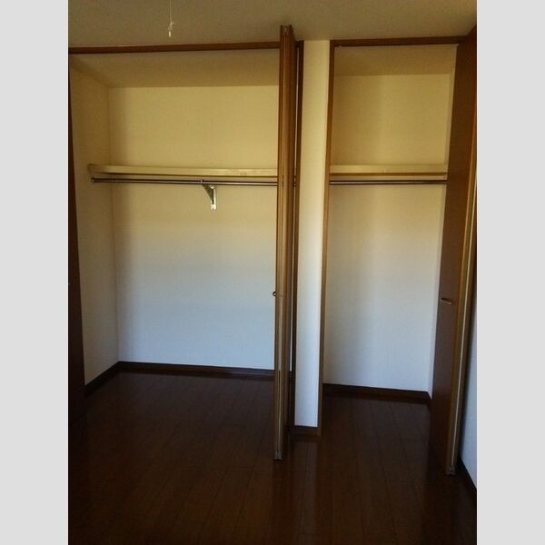サニーヒル霞　B クローゼット