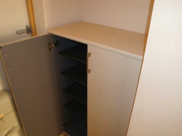 レジデンス小金井 下駄箱