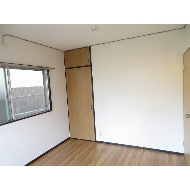 クローバーハイツ0102号室 内観