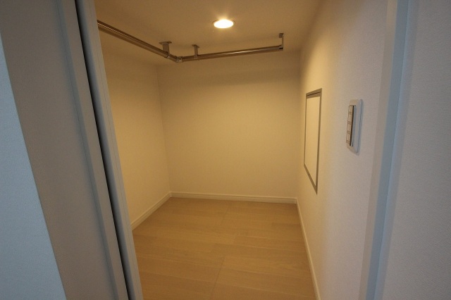 ＣＢ浦和美園エルジュ1階 部屋その他