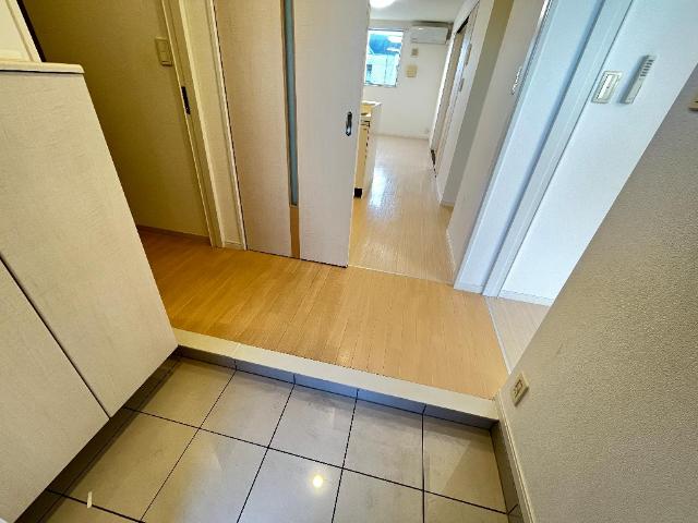 ハーベイロード 玄関