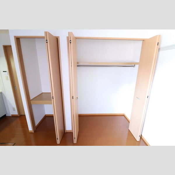 only one しまの クローゼット、物入