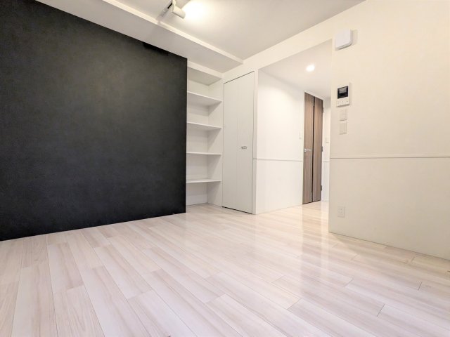 フラッフィー市谷台町0101号室 リビング