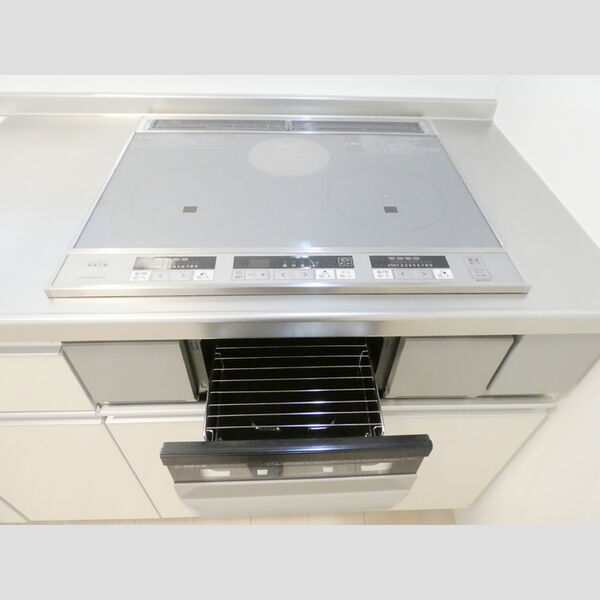 Lumiere202号室 グリル付きIHクッキングヒーター