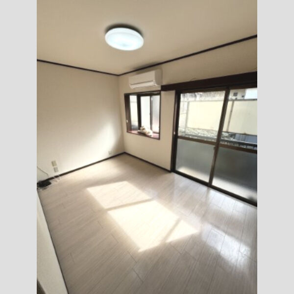 ハイムレグルス1202号室 退去前につき、前回募集時のお写真です。