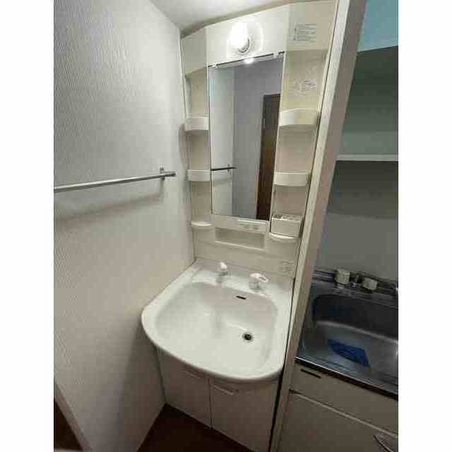 サンコート江戸川台203号室 内観