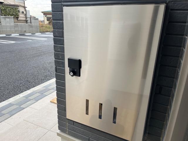 ネージュ103号室 宅配ボックス