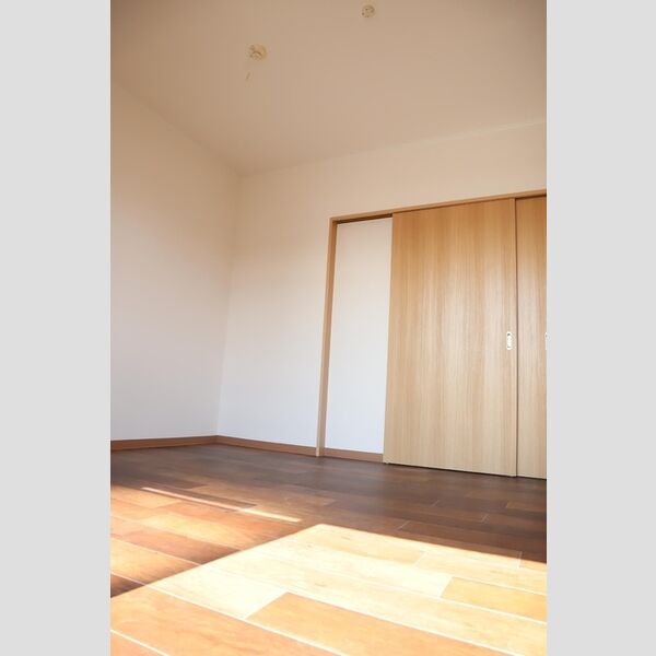 コートジョイ 洋室