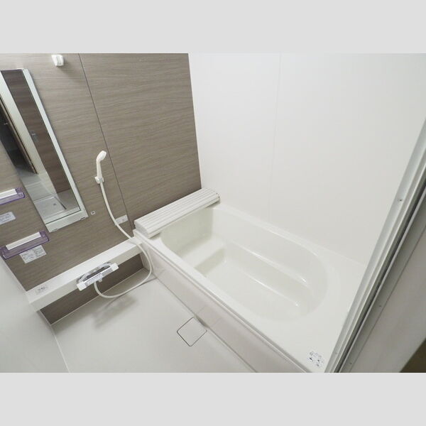 ウェルデンスD-stay　A106号室 お風呂