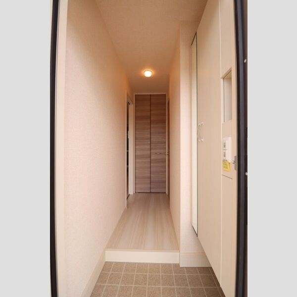 サニークレスト 玄関に鏡付トールタイプシューズBOX