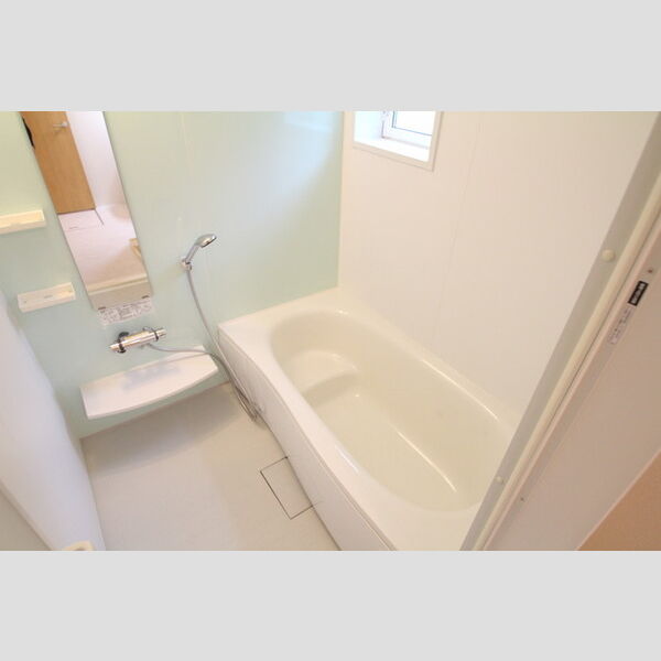 クレールⅧ203号室 追い焚き給湯機付きバス