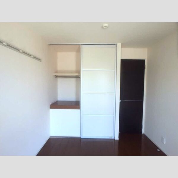 アミ・クール202号室 洋室　5.4帖