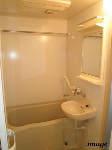 ガラ・ステーション岩本町North12階 バス