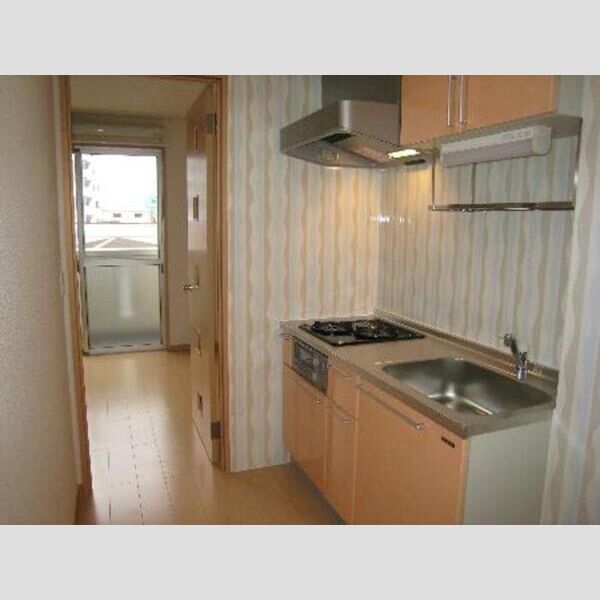 プラージュ横渚 301～303キッチン