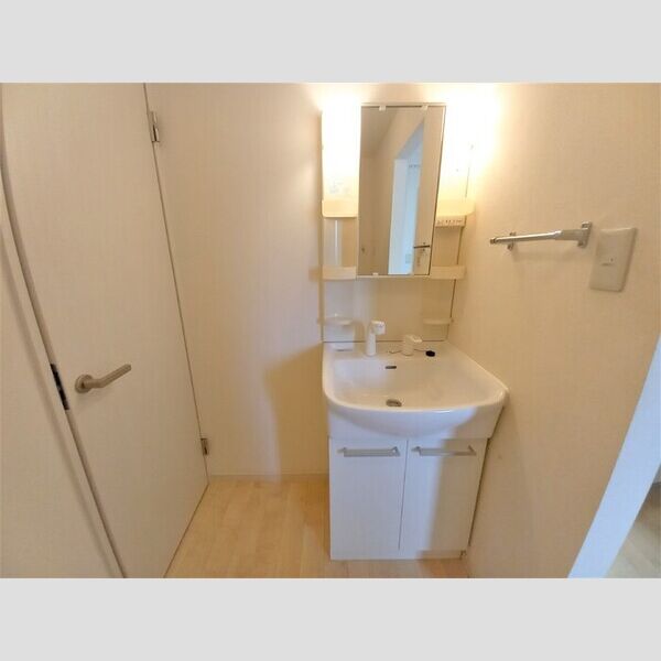 パルク セゾン 洗髪洗面化粧台