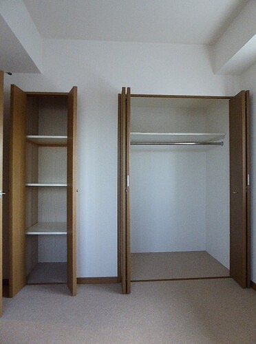 ライオンズマンション本川越駅前14階 クロゼット　※前回募集時2019年12月の写真