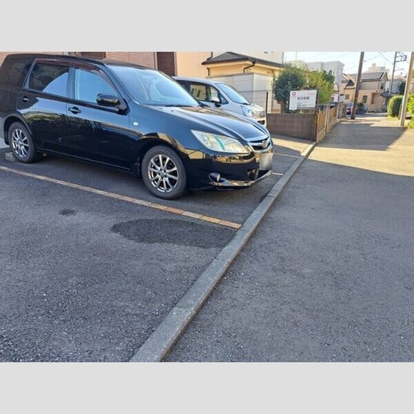 フリーデン・ハイム 駐車場