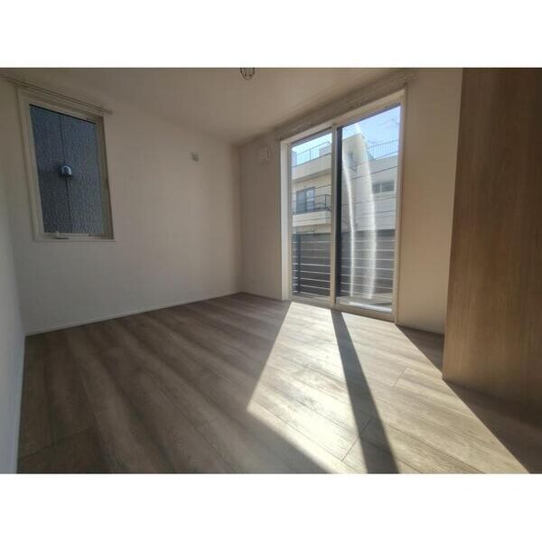 フォレストガーデン西新井1 リビング