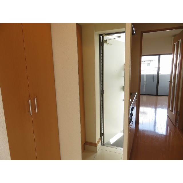 ヴァレッシア菊川シティ 玄関