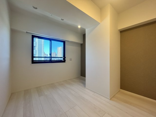 GRANPASEO東十条904号室 リビング